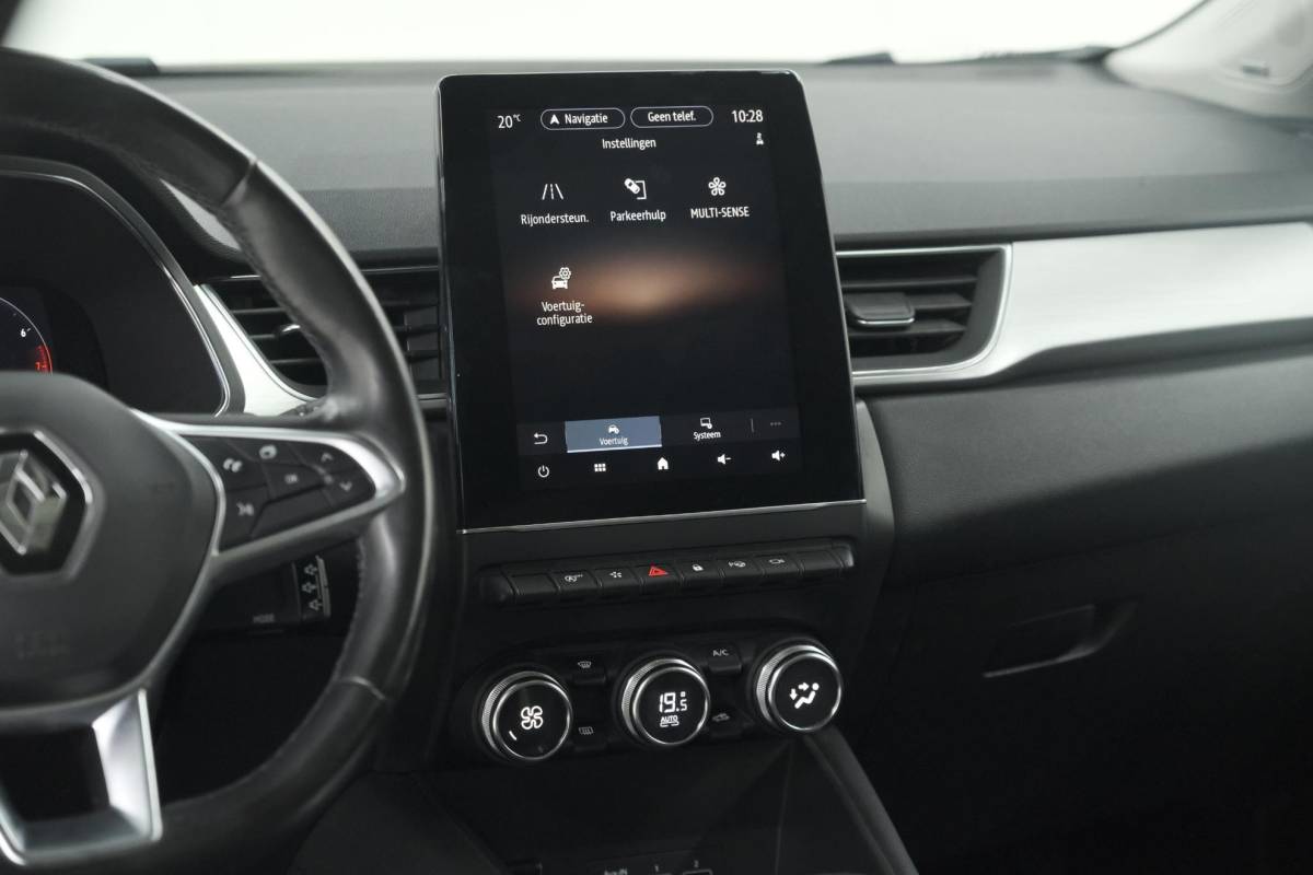 Renault Captur Renault Captur Mild Hybrid 140 EDC Intens | Panoramadak | 360 Camera | BOSE Audio | Pack Winter