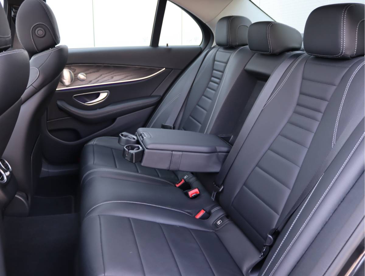 Mercedes-Benz E-Klasse Mercedes-Benz E-klasse 200 Luxury | Panoramadak | Leder | Sfeerverlichting |