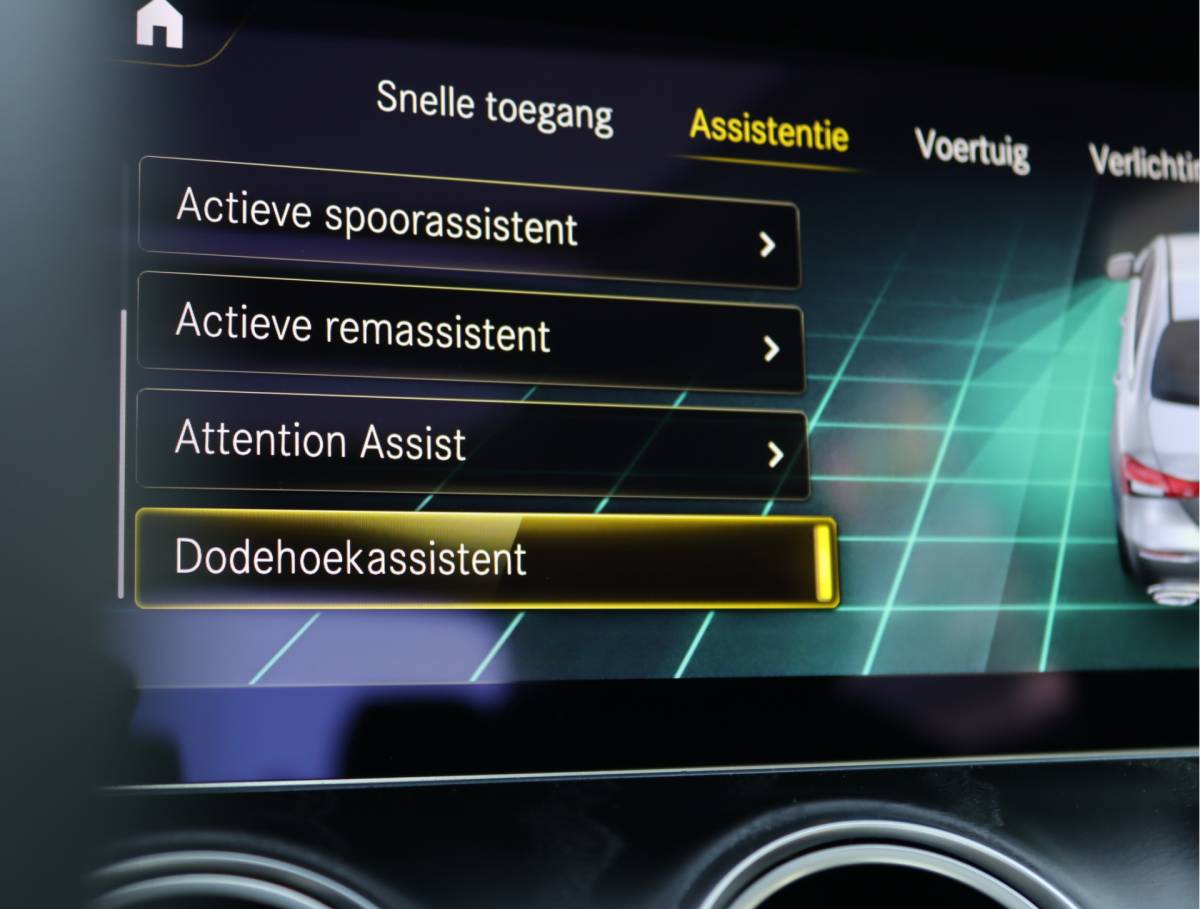 Mercedes-Benz E-Klasse Mercedes-Benz E-klasse 200 Luxury | Panoramadak | Leder | Sfeerverlichting |