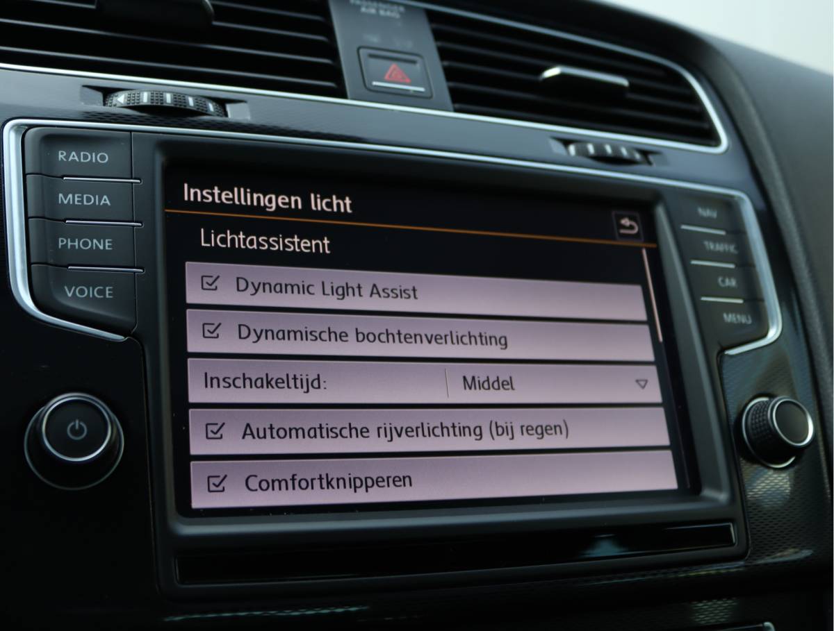 Volkswagen Golf Volkswagen Golf 1.4 TSI GTE | Panoramadak | Side Assist | ACC | Leder | Org. NL