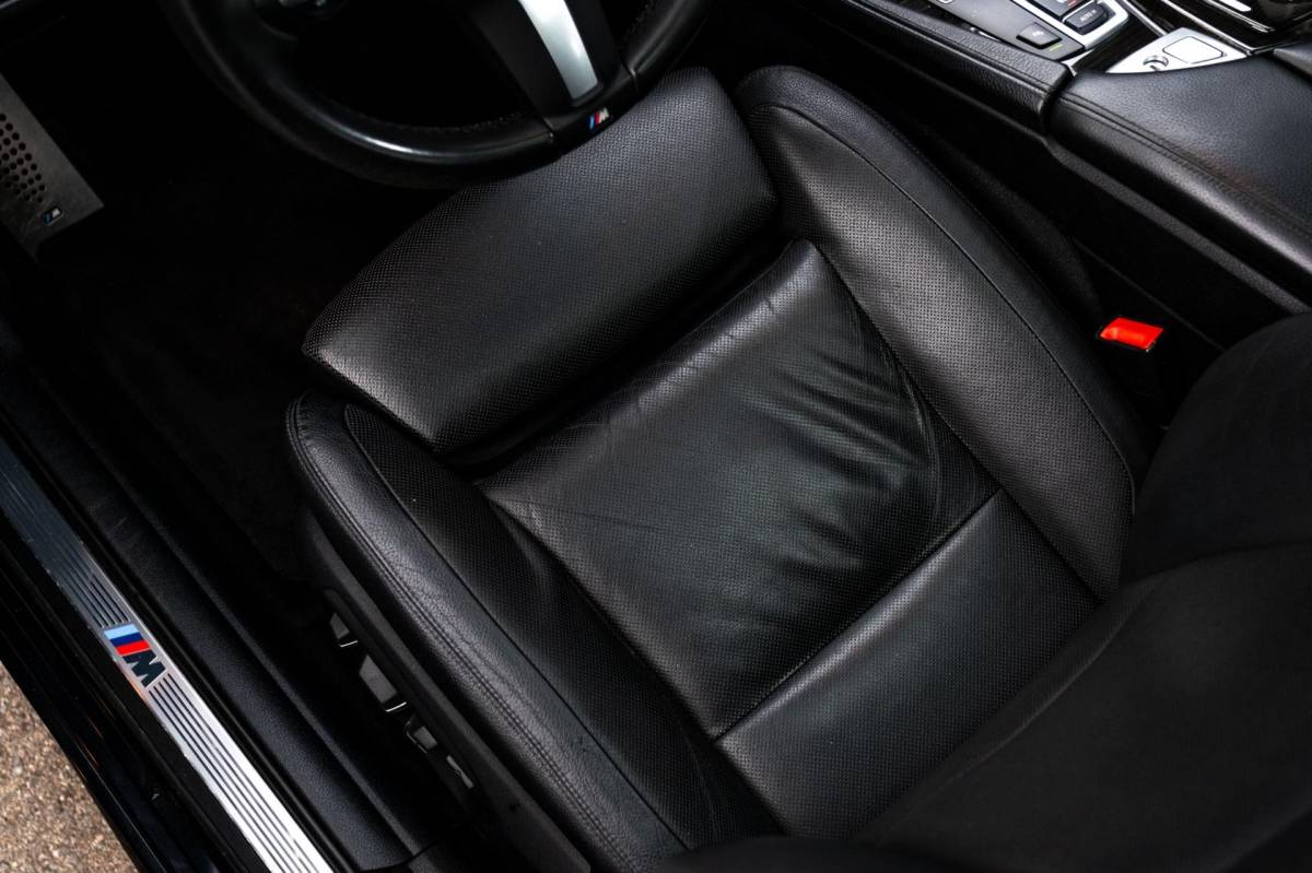 BMW 5 Serie BMW 5-serie Touring 535xd LCI High Executive I Hud I M-sport I Carbonschwarz I Pano I stoelkoeling I