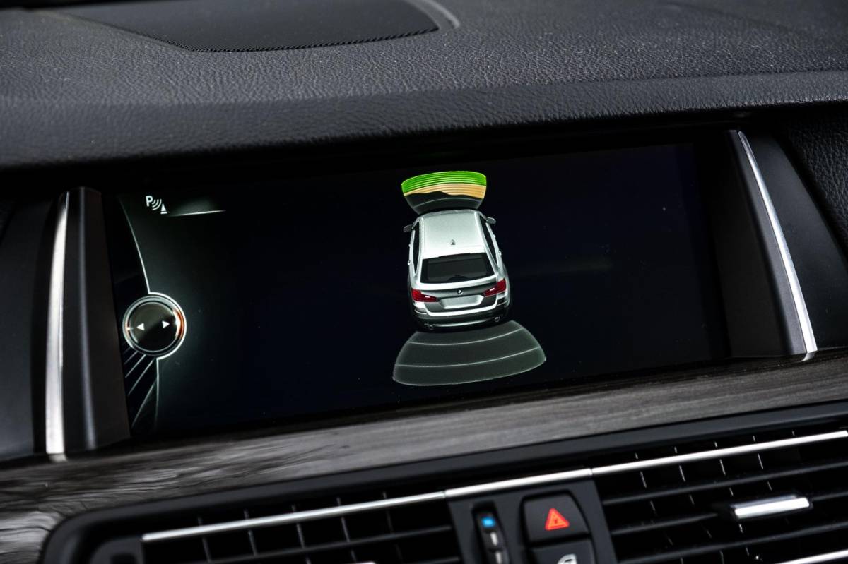 BMW 5 Serie BMW 5-serie Touring 535xd LCI High Executive I Hud I M-sport I Carbonschwarz I Pano I stoelkoeling I