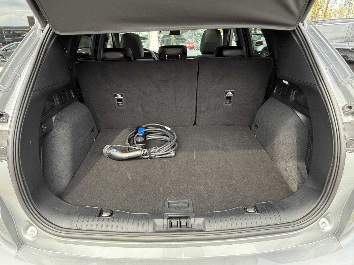 Ford Kuga Ford Kuga 2.5 PHEV ST-Line X | Black Pack | Full LED | Pano | B&O | Apple Carplay | Stuur- stoelverwarming | Elek. Klep