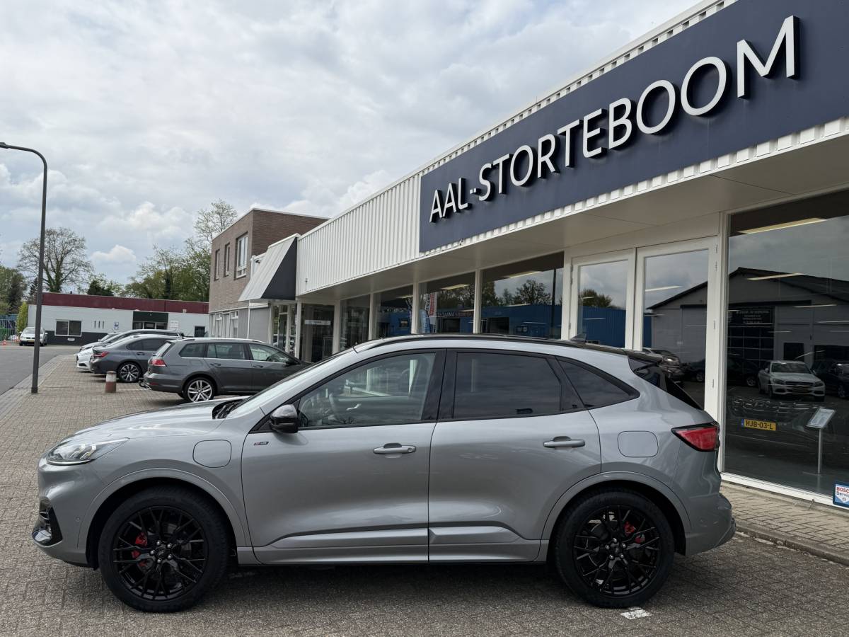 Ford Kuga Ford Kuga 2.5 PHEV ST-Line X | Black Pack | Full LED | Pano | B&O | Apple Carplay | Stuur- stoelverwarming | Elek. Klep