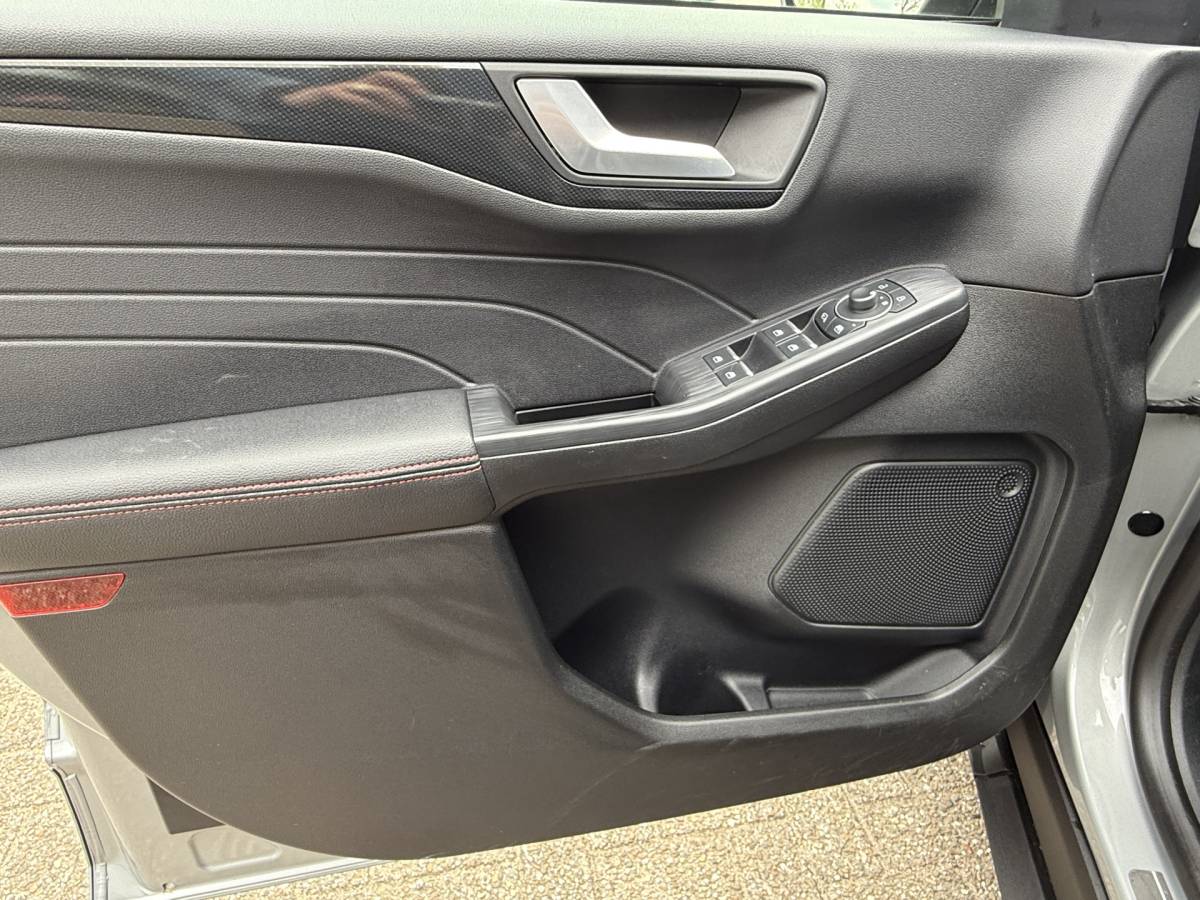 Ford Kuga Ford Kuga 2.5 PHEV ST-Line X | Black Pack | Full LED | Pano | B&O | Apple Carplay | Stuur- stoelverwarming | Elek. Klep