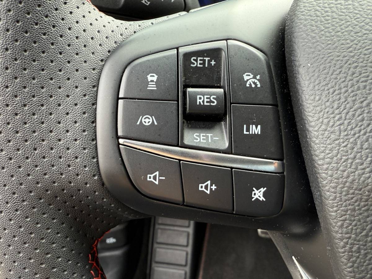 Ford Kuga Ford Kuga 2.5 PHEV ST-Line X | Black Pack | Full LED | Pano | B&O | Apple Carplay | Stuur- stoelverwarming | Elek. Klep