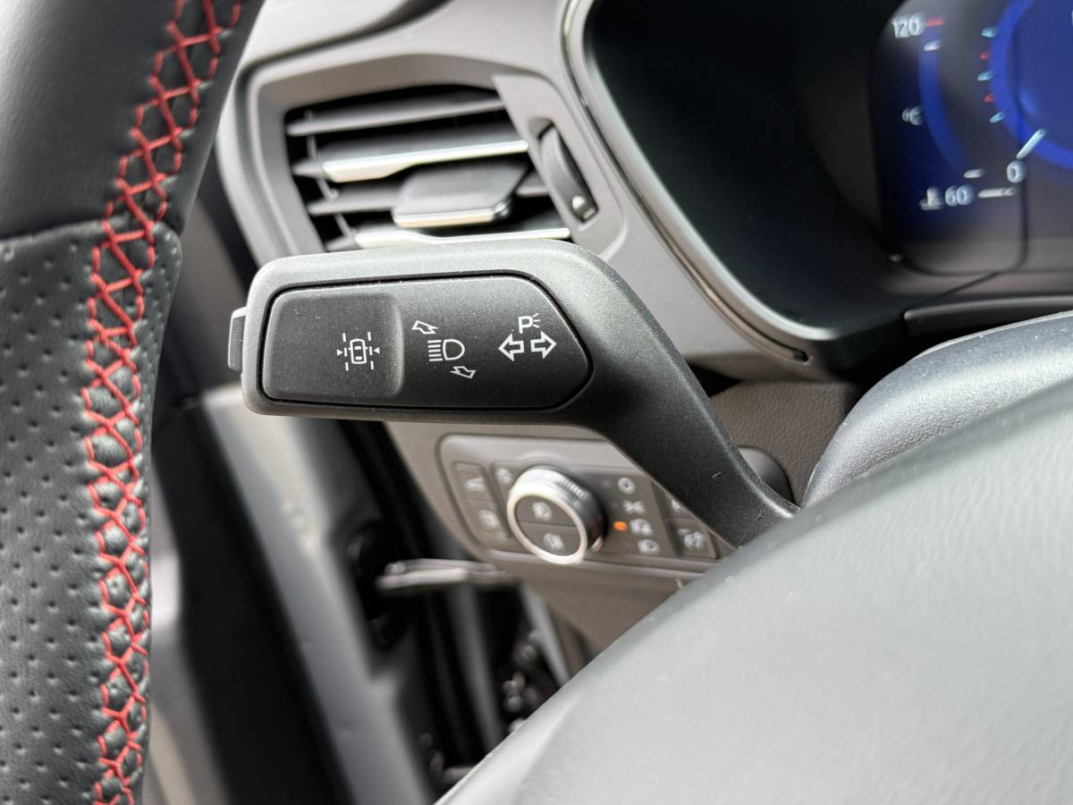 Ford Kuga Ford Kuga 2.5 PHEV ST-Line X | Black Pack | Full LED | Pano | B&O | Apple Carplay | Stuur- stoelverwarming | Elek. Klep