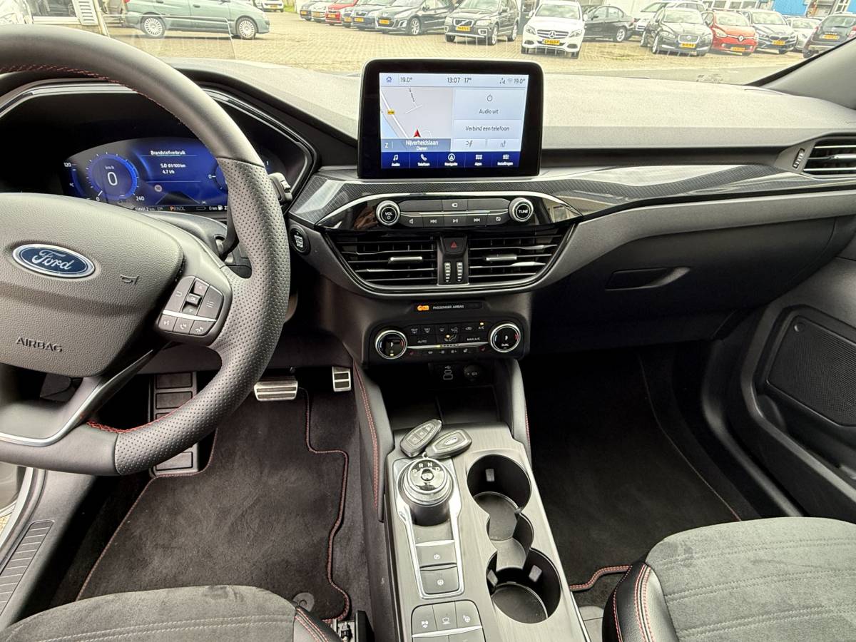 Ford Kuga Ford Kuga 2.5 PHEV ST-Line X | Black Pack | Full LED | Pano | B&O | Apple Carplay | Stuur- stoelverwarming | Elek. Klep
