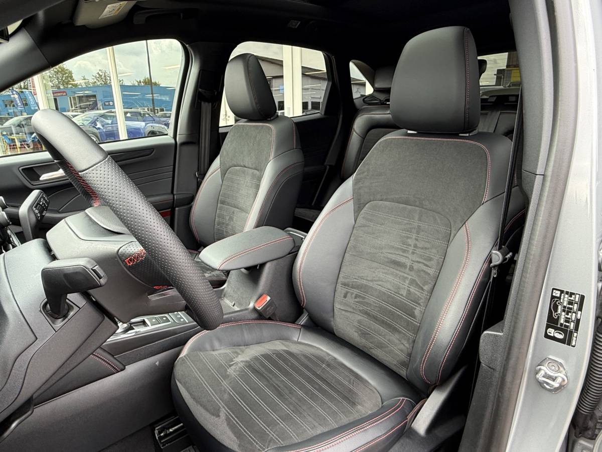 Ford Kuga Ford Kuga 2.5 PHEV ST-Line X | Black Pack | Full LED | Pano | B&O | Apple Carplay | Stuur- stoelverwarming | Elek. Klep