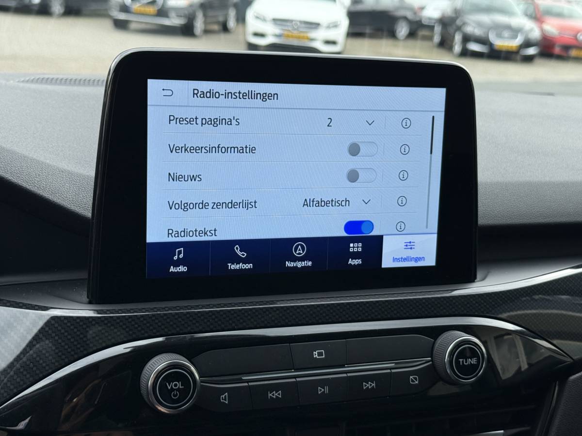 Ford Kuga Ford Kuga 2.5 PHEV ST-Line X | Black Pack | Full LED | Pano | B&O | Apple Carplay | Stuur- stoelverwarming | Elek. Klep