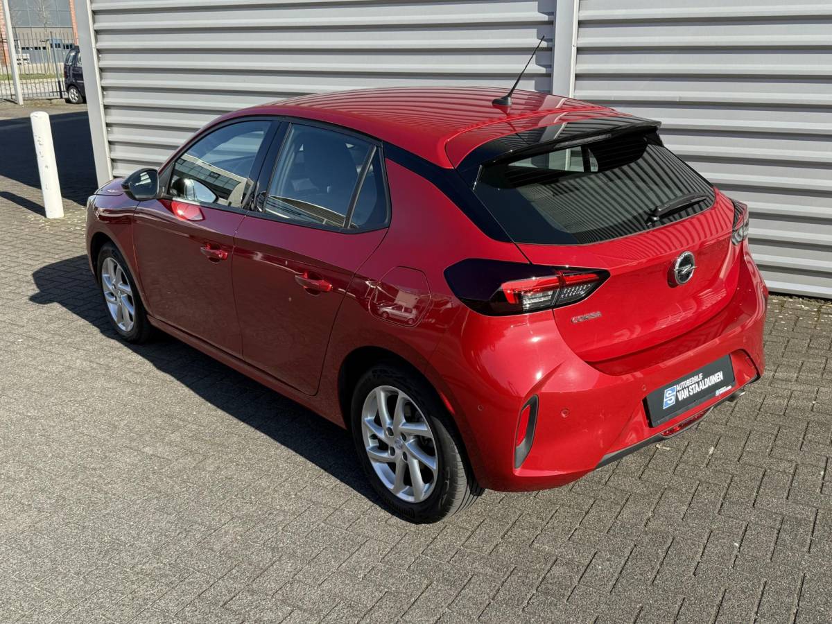 Opel Corsa Opel Corsa 1.2 Turbo 100PK GS Line | Parkeersensoren voor, achter + camera | Navi |Apple carplay en Android auto!