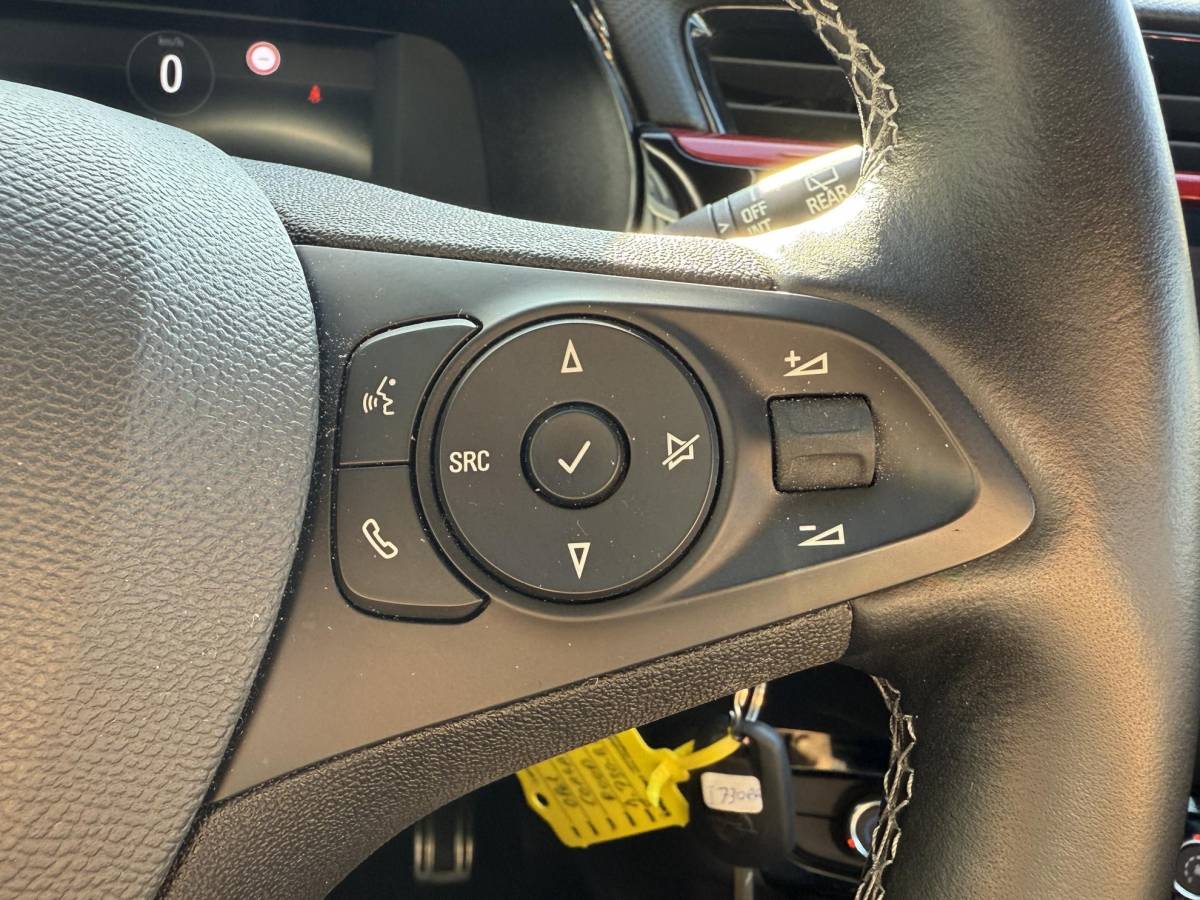 Opel Corsa Opel Corsa 1.2 Turbo 100PK GS Line | Parkeersensoren voor, achter + camera | Navi |Apple carplay en Android auto!
