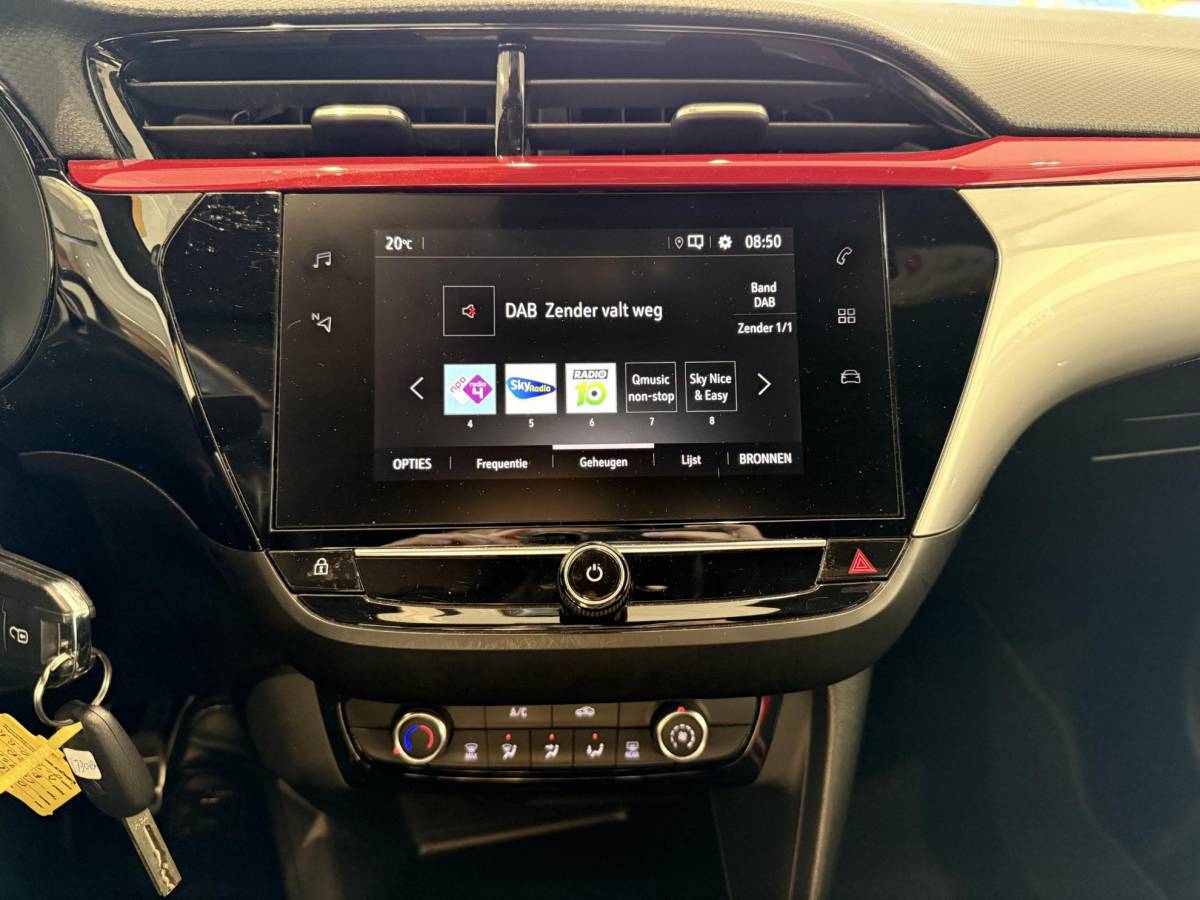 Opel Corsa Opel Corsa 1.2 Turbo 100PK GS Line | Parkeersensoren voor, achter + camera | Navi |Apple carplay en Android auto!