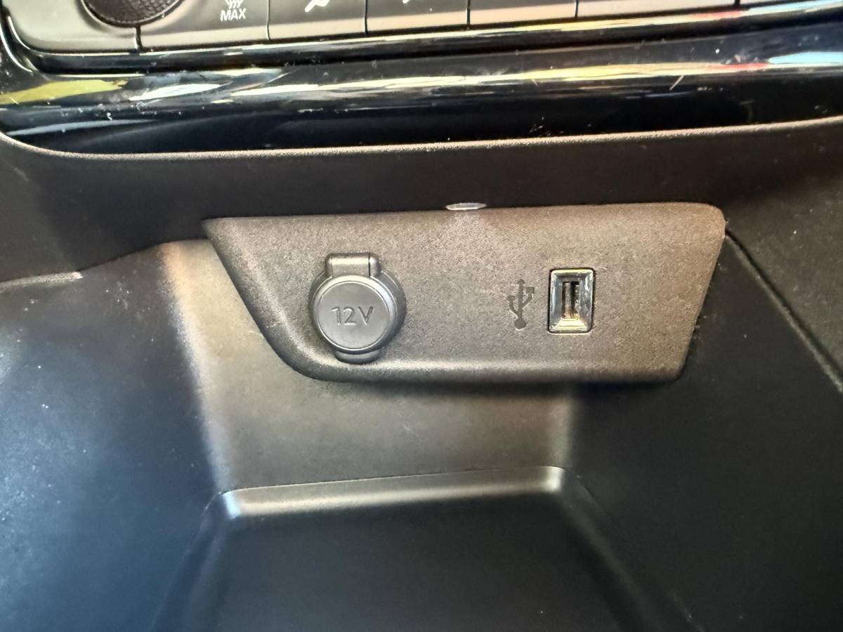 Opel Corsa Opel Corsa 1.2 Turbo 100PK GS Line | Parkeersensoren voor, achter + camera | Navi |Apple carplay en Android auto!
