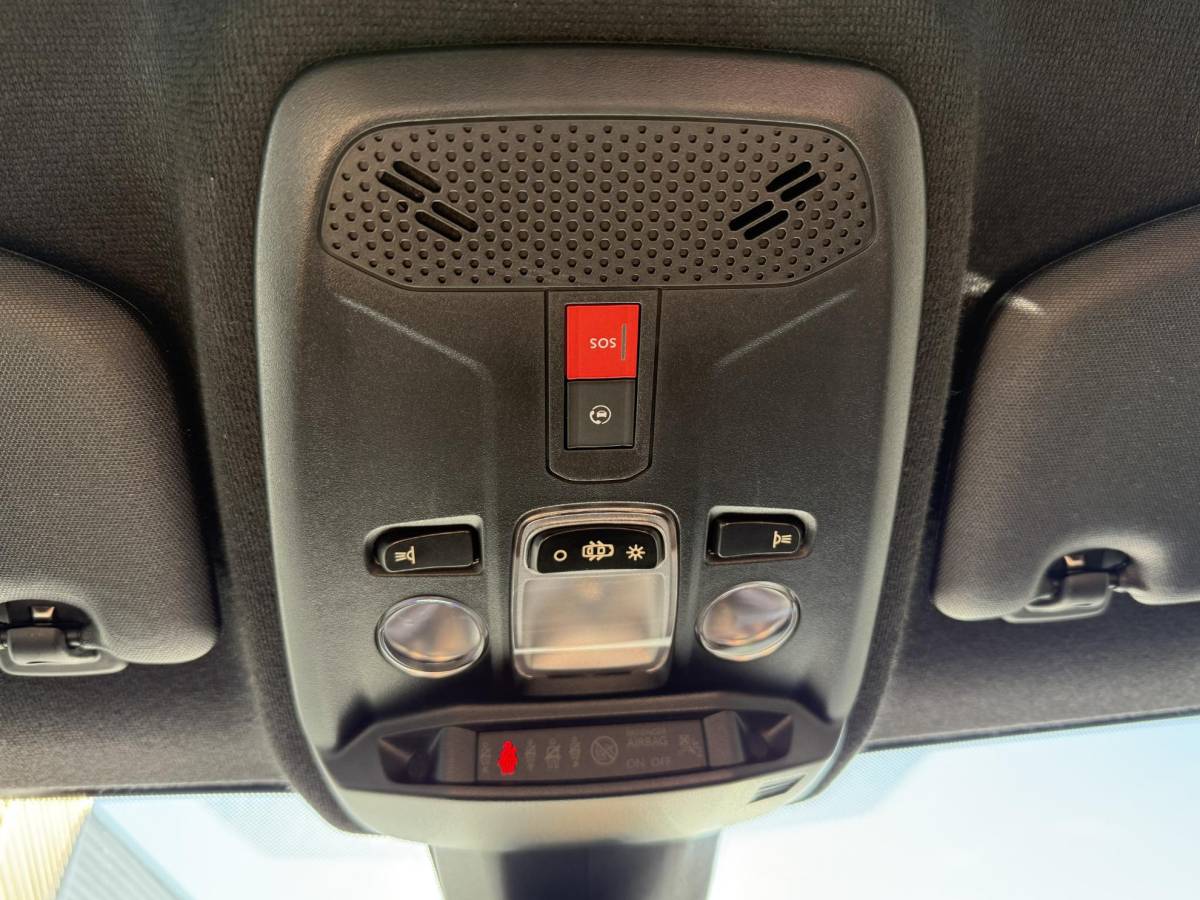 Opel Corsa Opel Corsa 1.2 Turbo 100PK GS Line | Parkeersensoren voor, achter + camera | Navi |Apple carplay en Android auto!
