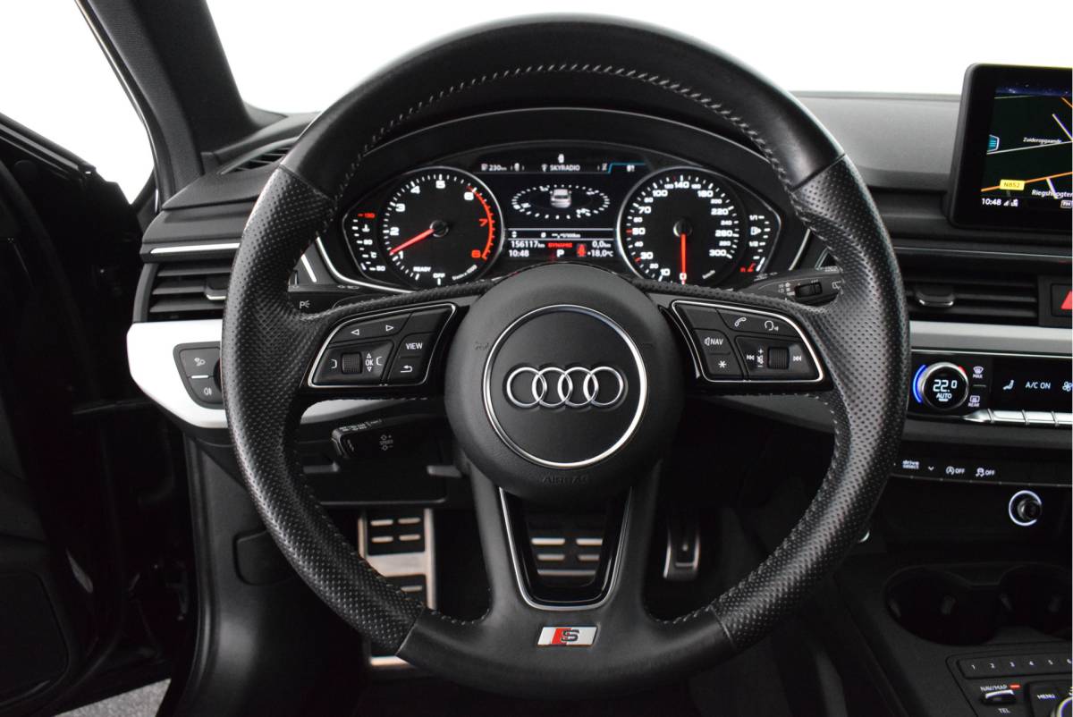 Audi A4 Audi A4 Avant 1.4 TFSI 150pk S-Tronic 2x S-Line Led Navigatie Parkeersensoren