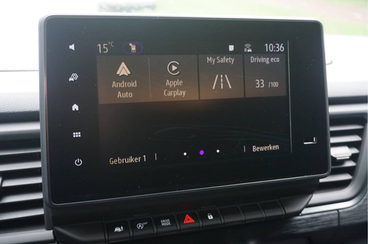 Renault Trafic Renault Trafic 170PK L2H1 LUXE EDC AUT BPM VRIJ!! Navi, LM Velg, Betimmering, Trekhaak, 2x Schuifdeur!! NR. 331