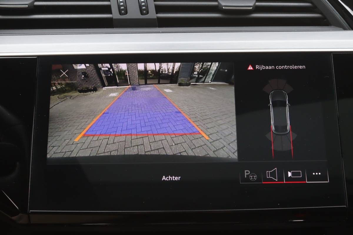 Audi e-tron Audi e-tron Sportback 55 quattro S-Line 95 kWh Pano/Matrix LED/Camera/Optiek Zwart/ACC/Elek. stoelen/20″