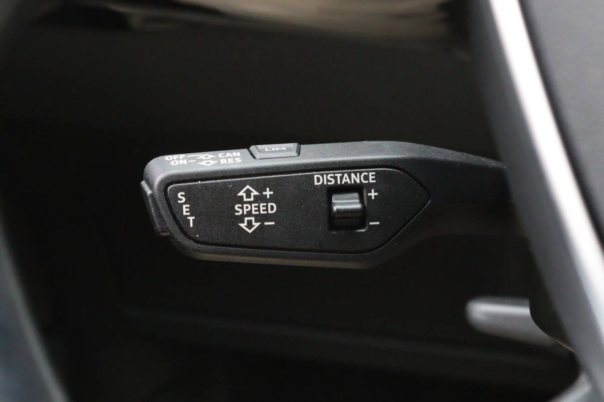 Audi e-tron Audi e-tron Sportback 55 quattro S-Line 95 kWh Pano/Matrix LED/Camera/Optiek Zwart/ACC/Elek. stoelen/20″