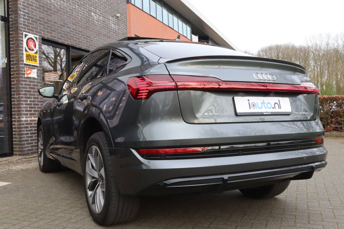 Audi e-tron Audi e-tron Sportback 55 quattro S-Line 95 kWh Pano/Matrix LED/Camera/Optiek Zwart/ACC/Elek. stoelen/20″