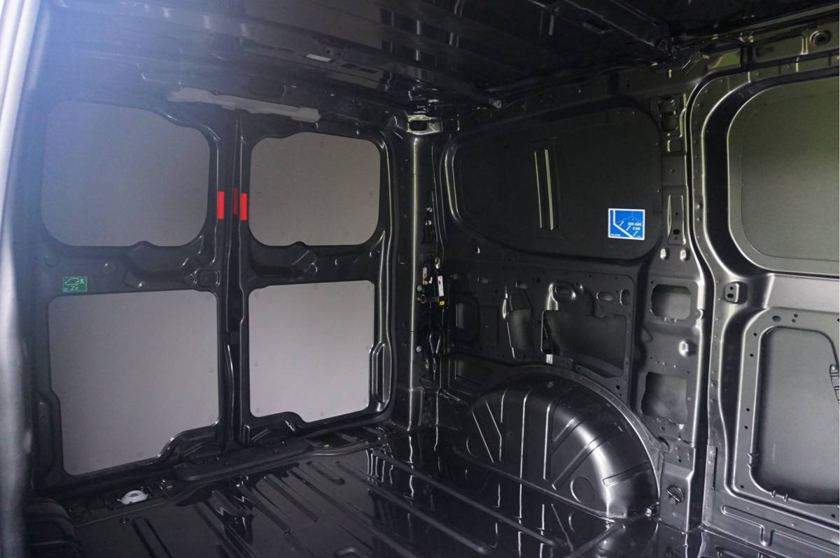 Ford Transit Custom Ford Transit Custom 300S 136PK Trend BPM VRIJ!! Sync 4 12″ Apple CP/Android A, Cam, LED, Trekhaak!! NR. 292
