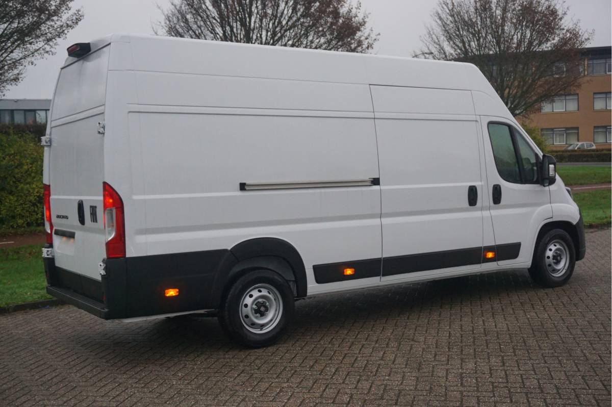 Fiat Ducato Fiat Ducato MAXI 35 140PK L4H3 Series 10 BPM VRIJ!! Airco, Cruise, Camera, 270Gr Deur!! NR. 671