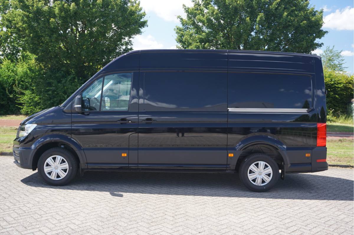 Volkswagen Crafter Volkswagen Crafter 35 177PK L3H3 AUT BPM VRIJ!! Navi, Cam, ACC, LED, 2x Schuifdeur!! NR. 163
