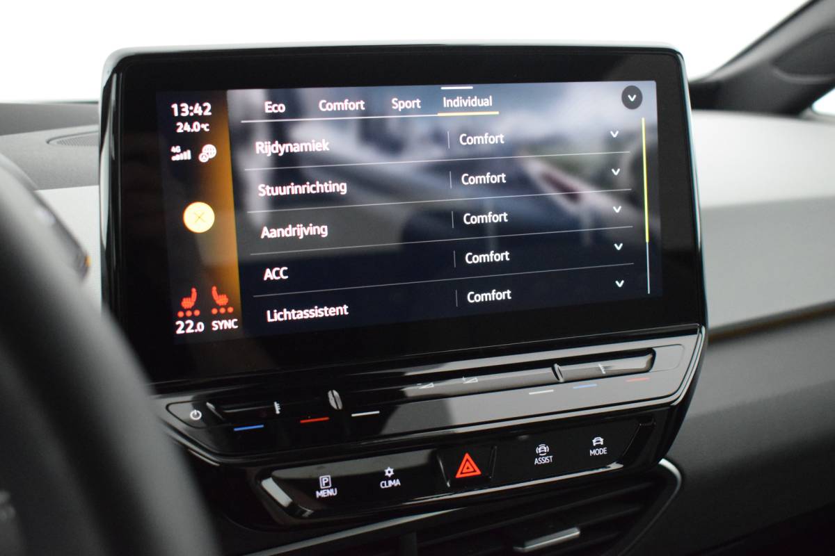Volkswagen ID.3 Volkswagen ID.3 Pro S 204pk 77 kWh Sportstoelen Head-Up Navigatie Massage
