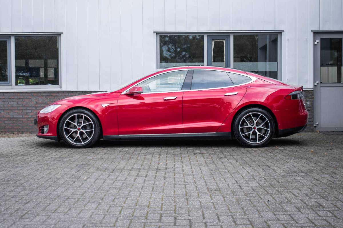 Tesla Model S Tesla Model S 85D Base | Free SUC | All in prijs