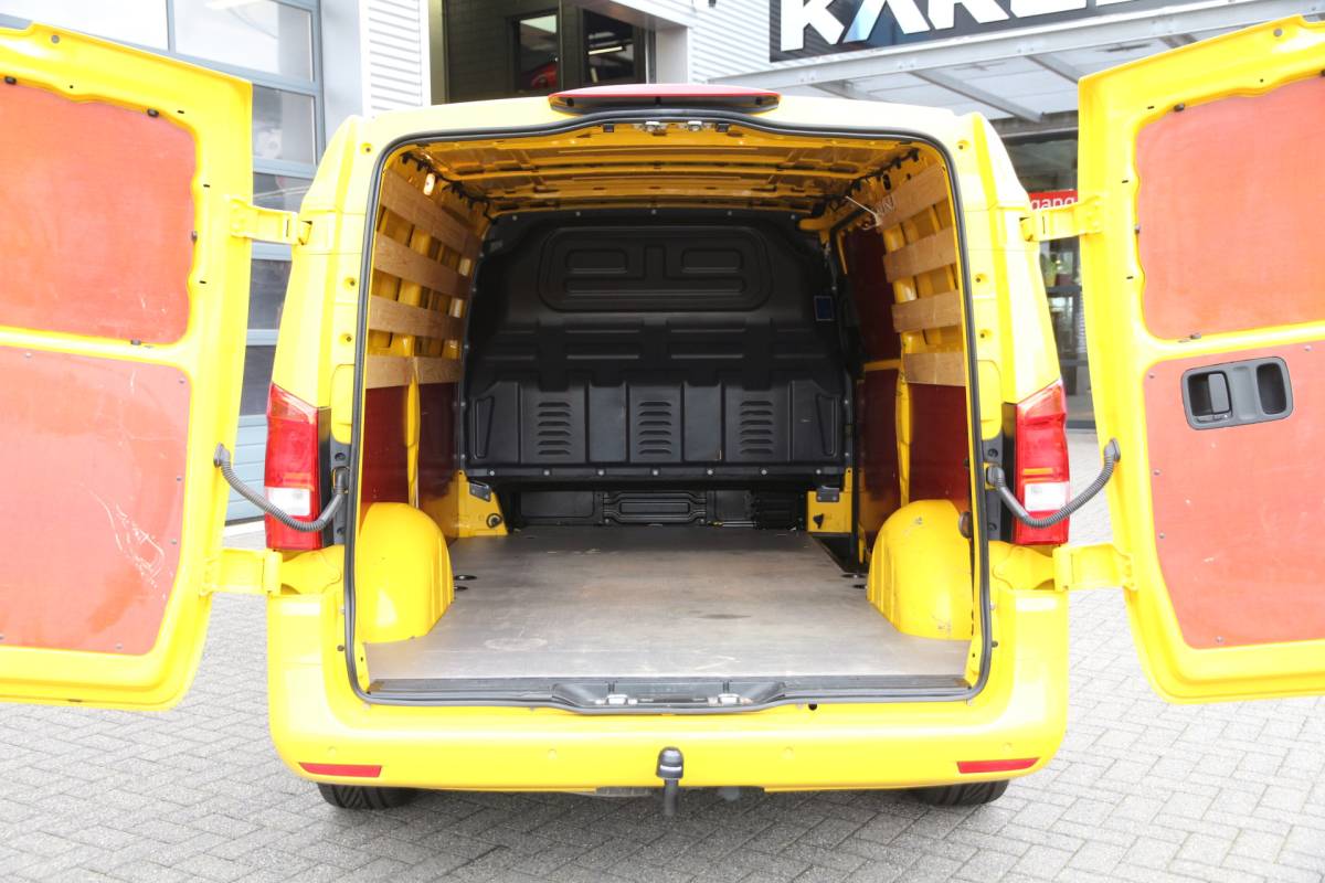 Mercedes-Benz Vito Mercedes-Benz Vito 190PK | Aut. | Extra Lang | XL | Navi | Camera | Clima..