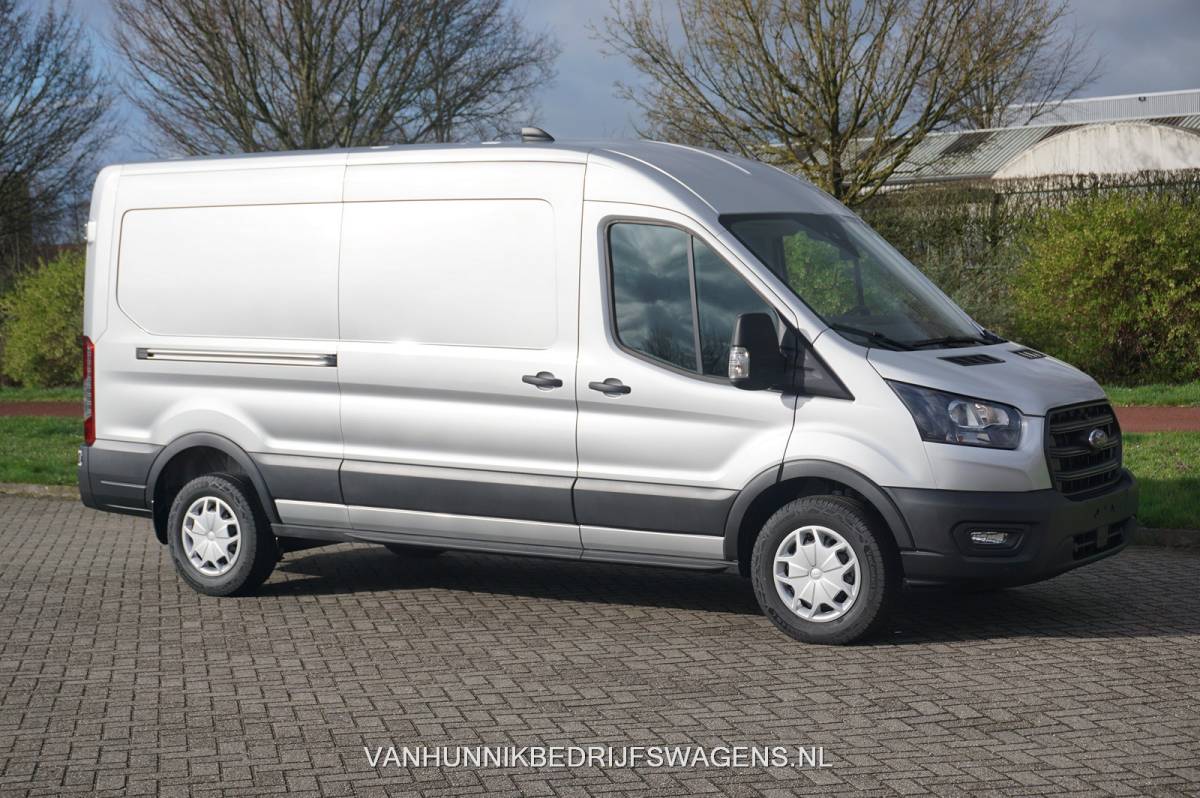 Ford Transit Ford Transit 350L L3H2 Trend AUT8 130PK BPM VRIJ!! 12″ Sync4 Apple CP/Cam, Laadruimte Pack! NR. 597