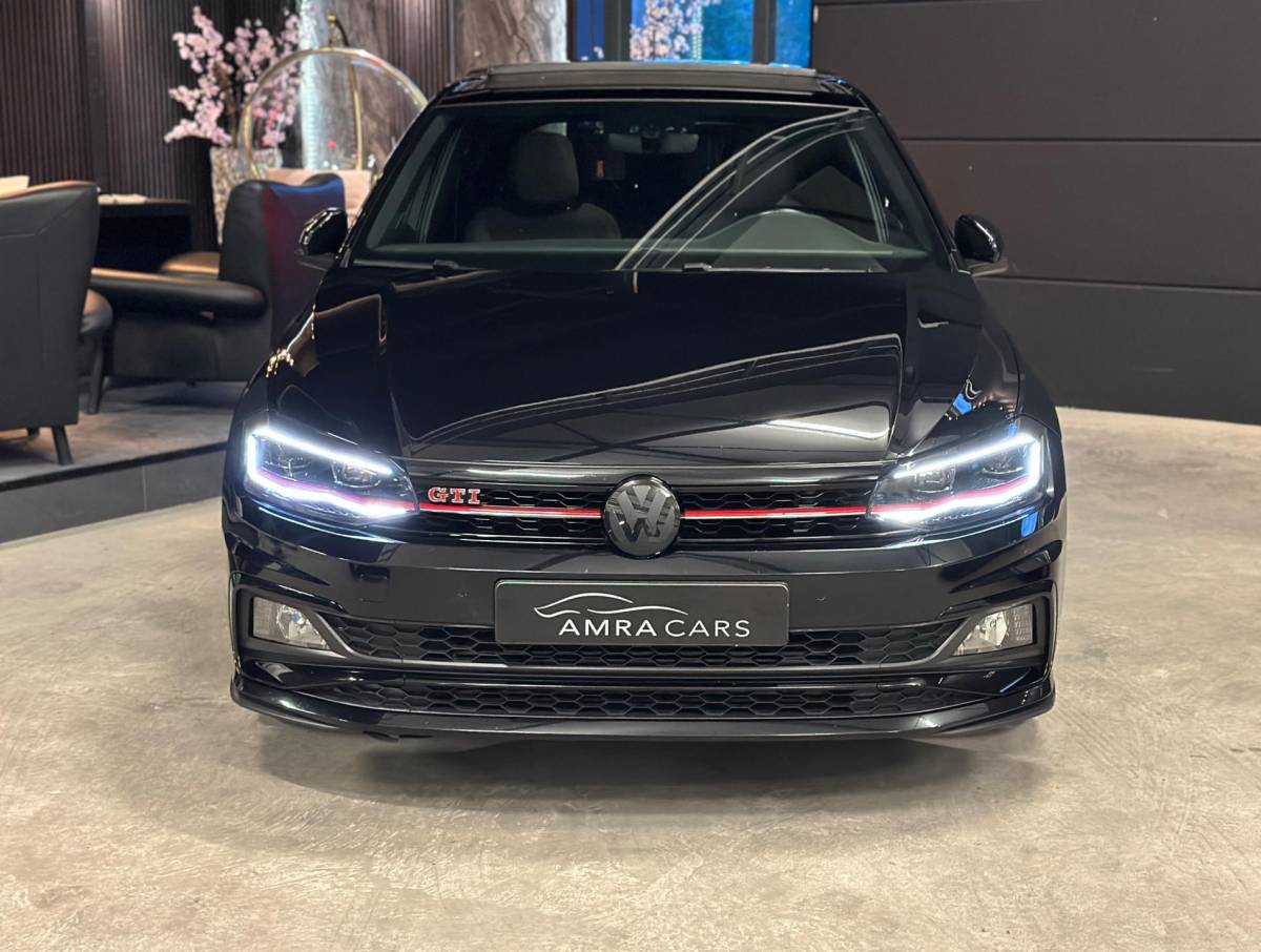 Volkswagen Polo Volkswagen Polo 2.0 TSI GTI|PANO|BEATS|BOMVOL
