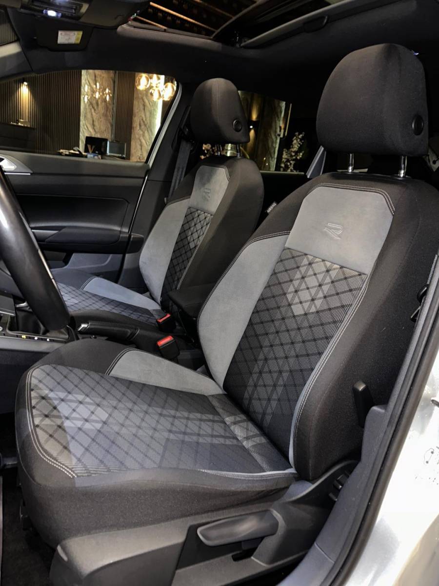 Volkswagen Taigo Volkswagen Taigo 1.5 TSI 3X R-Line|PANO|FULL OPTION!