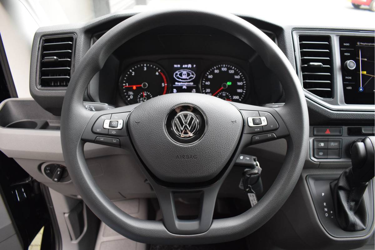 Volkswagen Crafter Volkswagen Crafter 30 2.0 TDI 140pk DSG L3H3 Highline Led Camera Navigatie Massage