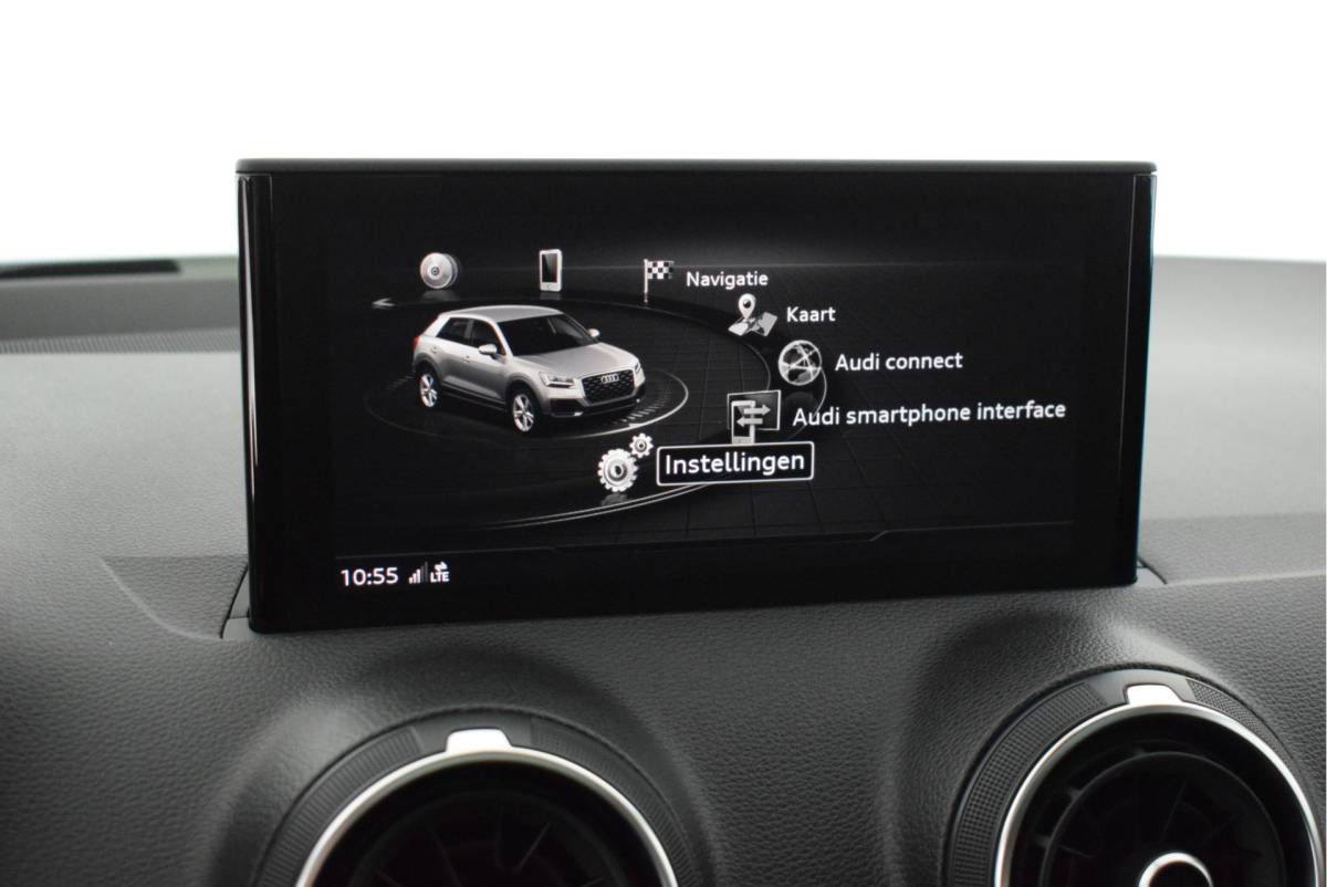 Audi Q2 Audi Q2 2.0 TFSI 190pk S-Tronic quattro Sport Edition #1 Trekhaak Camera B&O Keyless Led Virtual Cockpit Panoramadak Navigatie