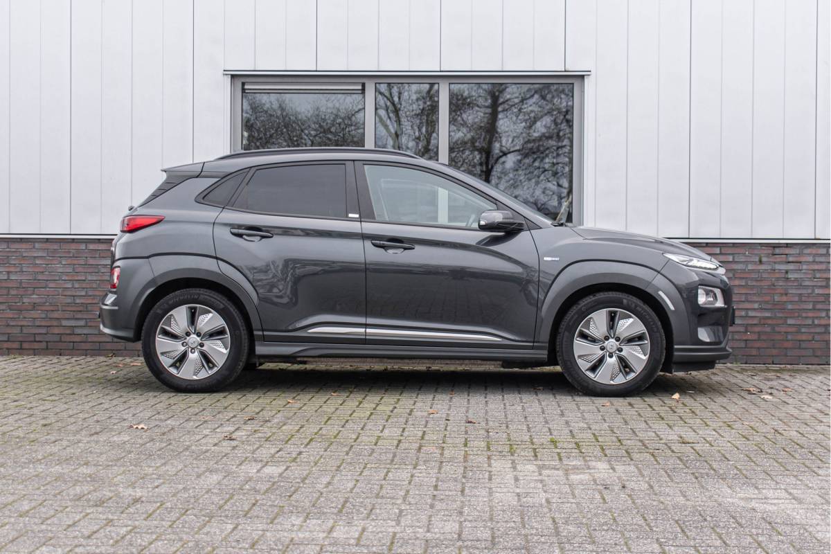 Hyundai Kona Hyundai Kona EV Style 64 kWh