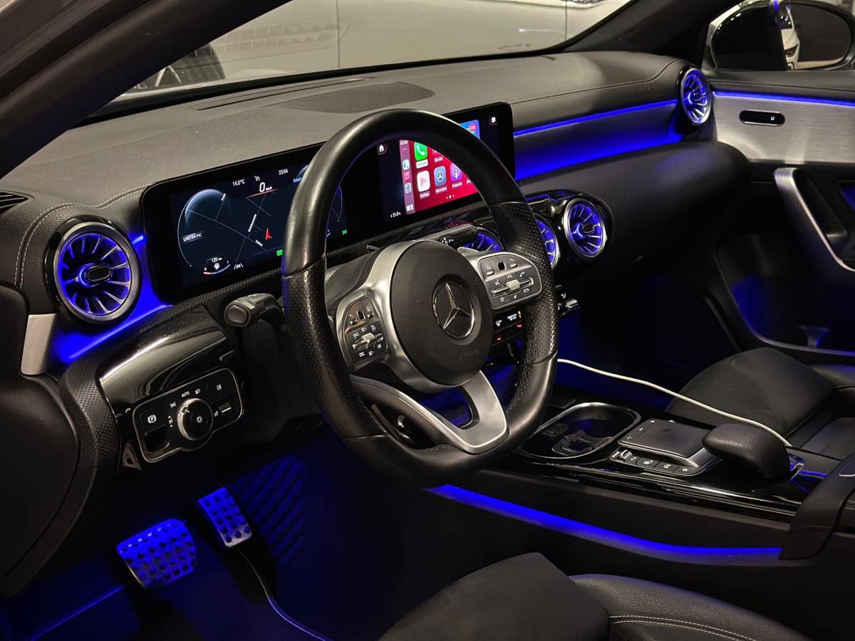 Mercedes-Benz A-Klasse Mercedes-Benz A-klasse 250e Limousine |AMG|PANO|SFEER|BOMVOL