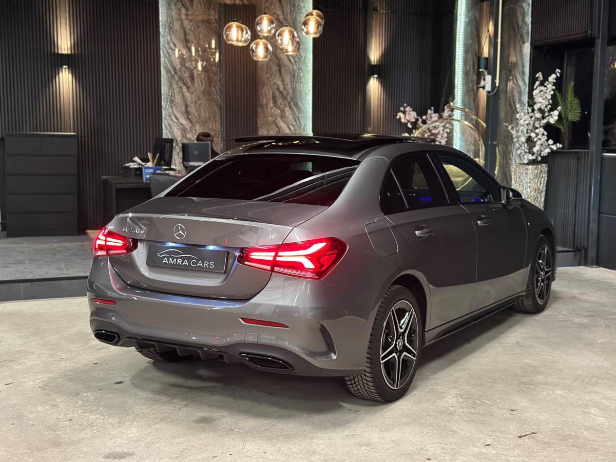 Mercedes-Benz A-Klasse Mercedes-Benz A-klasse 250e Limousine |AMG|PANO|SFEER|BOMVOL