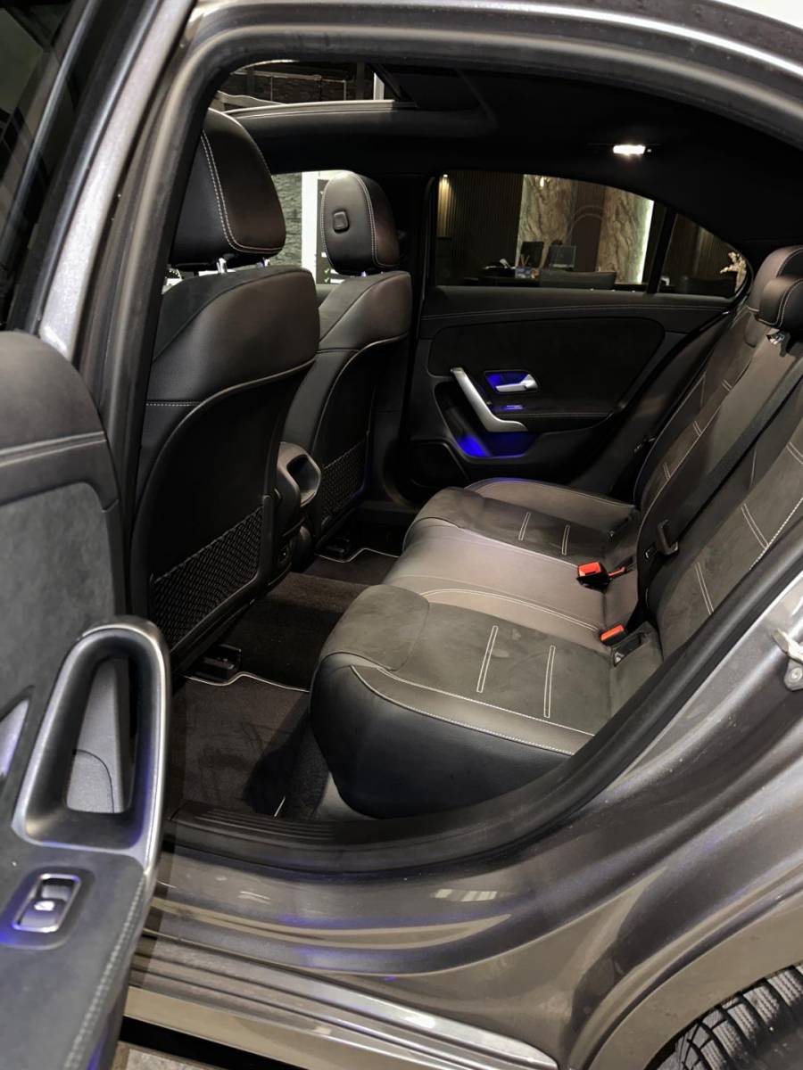 Mercedes-Benz A-Klasse Mercedes-Benz A-klasse 250e Limousine |AMG|PANO|SFEER|BOMVOL