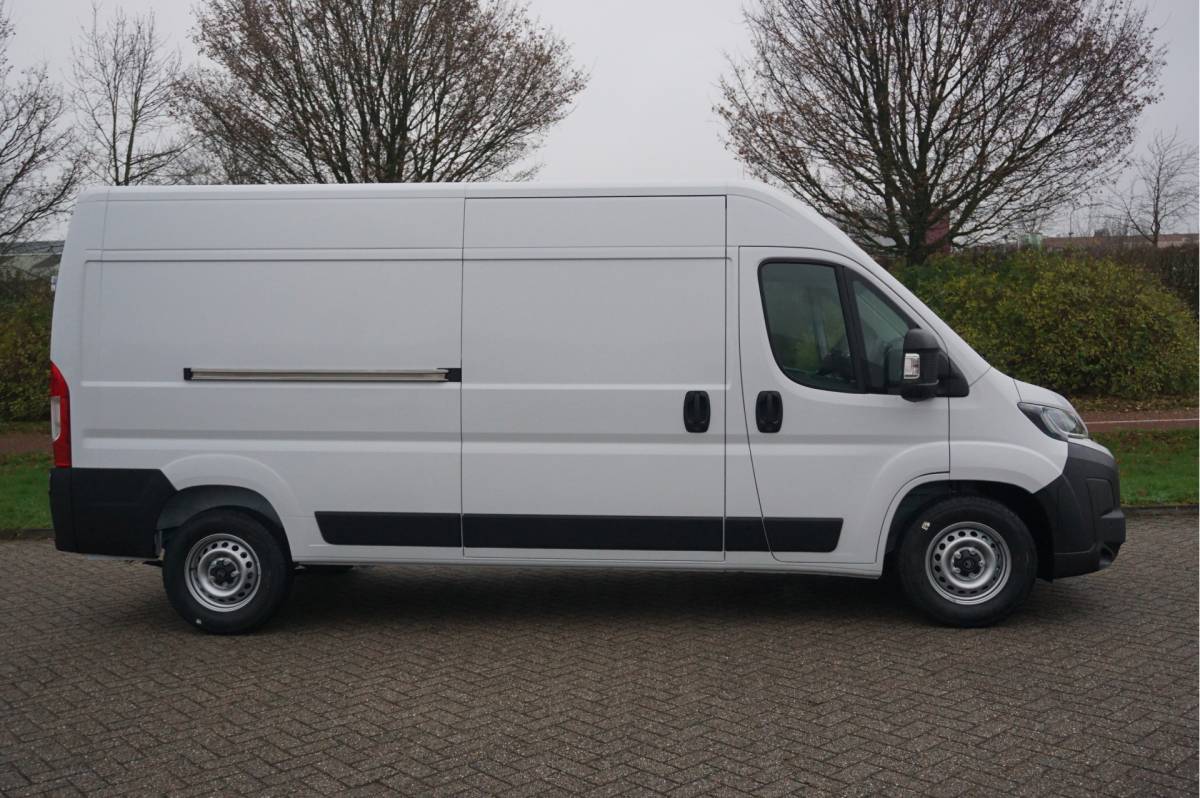 Citroën Jumper Citroën Jumper 35 2.2 180PK EAT8 Automaat L3H2 BPM VRIJ!! 10″ Navi, Clima, ACC, Cam + Digi cam, LED, 270º Deur!! NR. 741