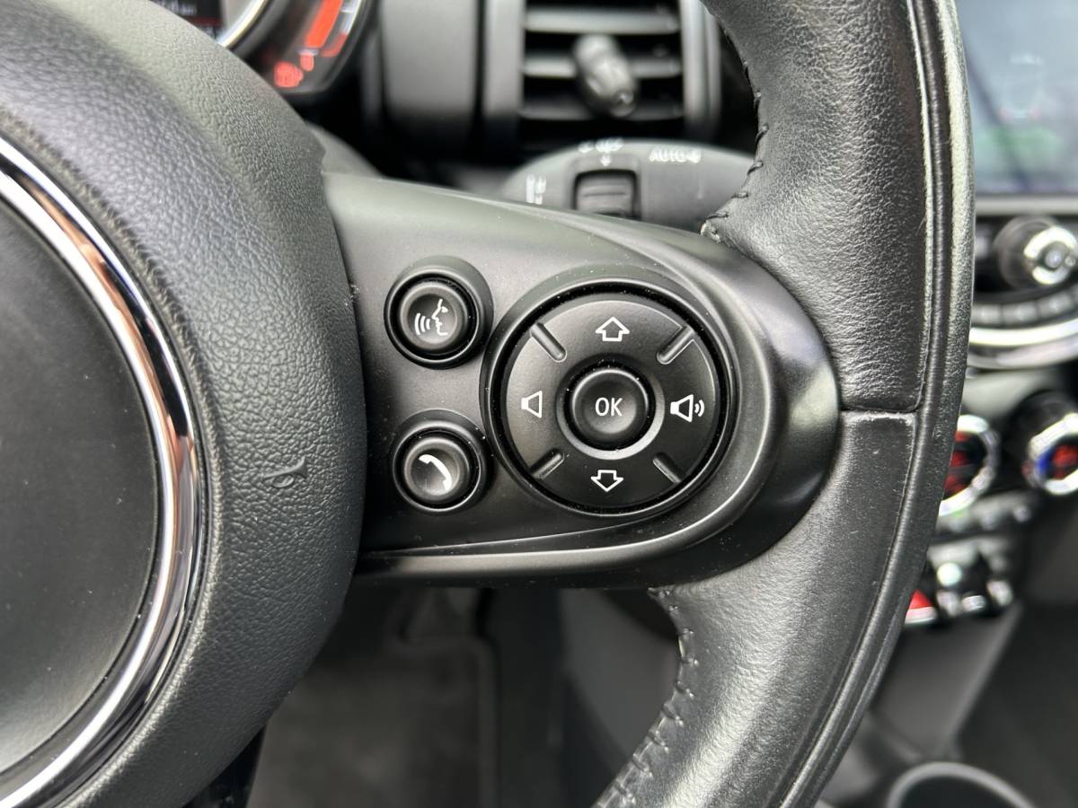 MINI One Cabrio MINI Mini Cabrio 1.5 One Pepper 50% deal 9.475,- ACTIE Navi / Clima / Cruise / Telefoon