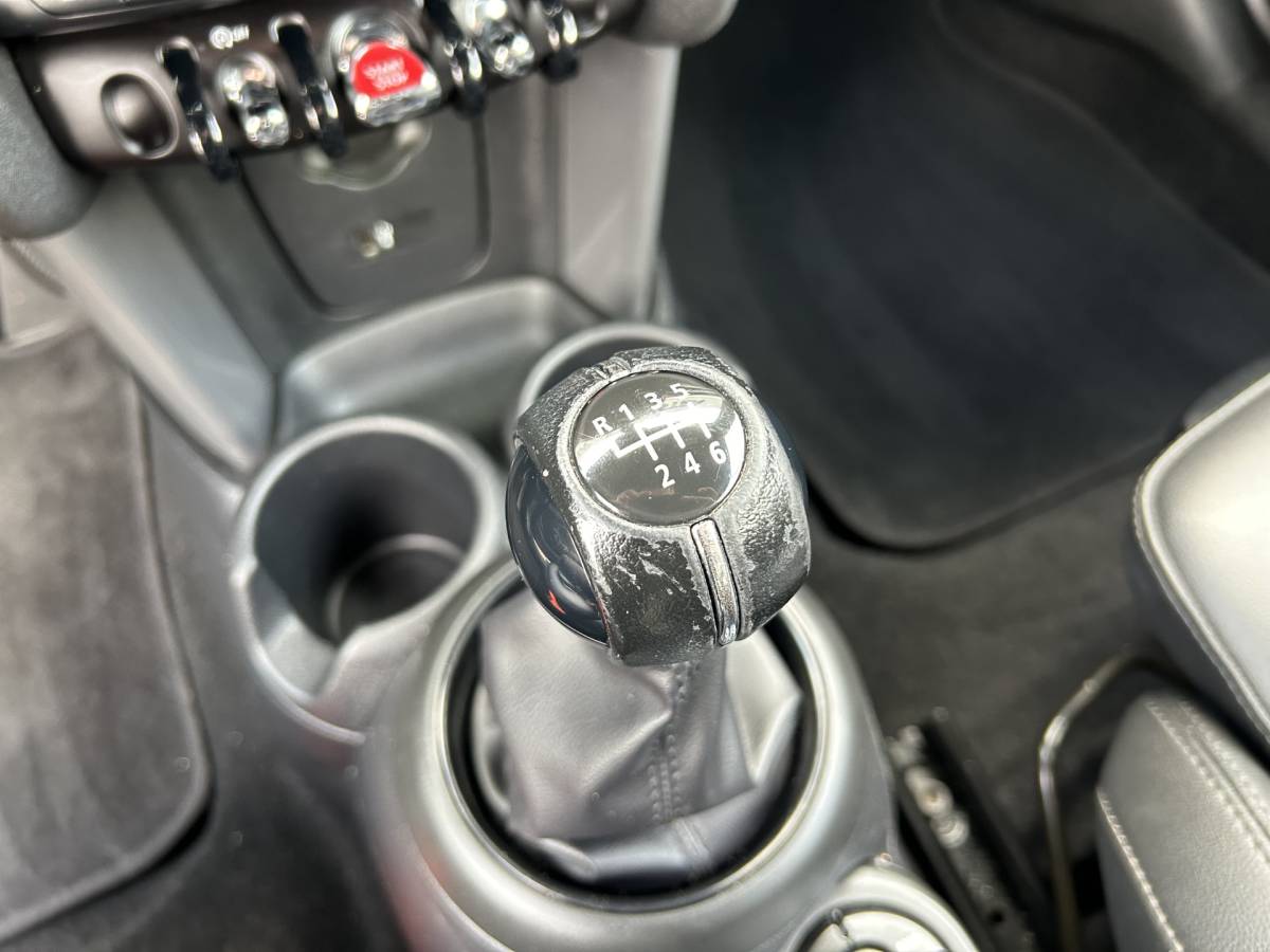 MINI One Cabrio MINI Mini Cabrio 1.5 One Pepper 50% deal 9.475,- ACTIE Navi / Clima / Cruise / Telefoon