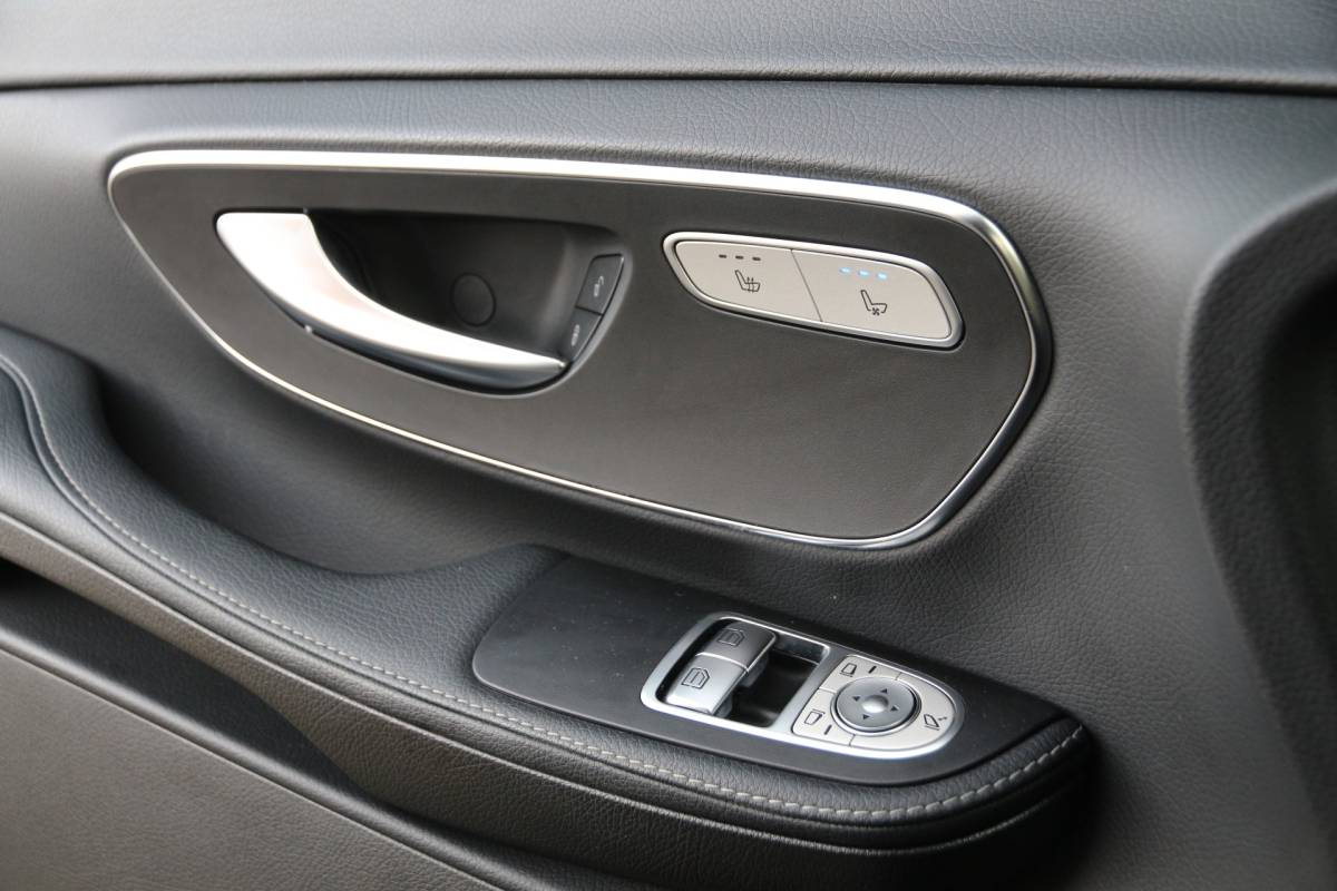 Mercedes-Benz V-Klasse Mercedes-Benz V-klasse V300 | DC | XL | AMG | Elektr. schuifdeuren | Burmester | Vol!!