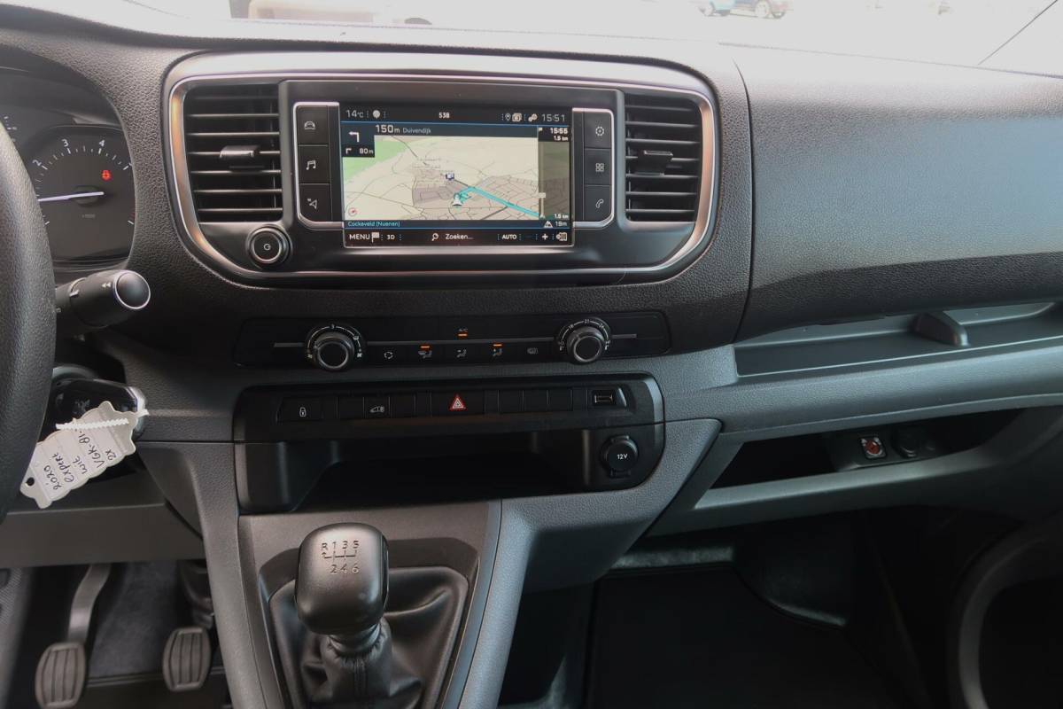 Peugeot Expert Peugeot Expert Bestel 2.0 BlueHDI|NAVIGATIE|TREKHAAK|CARPLAY|DODEHOEK|DEALER ONDERHOUDEN|1E EIGENAAR