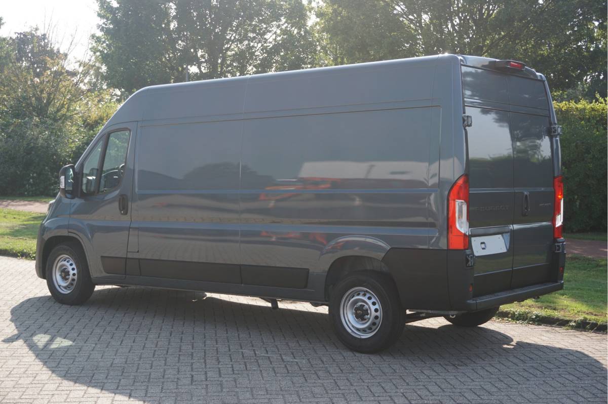 Peugeot Boxer Peugeot Boxer 35+ Heavy 2.2HDI 180PK EAT8 Automaat L3H2 BPM VRIJ!! 10″ Navi, Clima, Cam, 270º Deur!! NR. 941