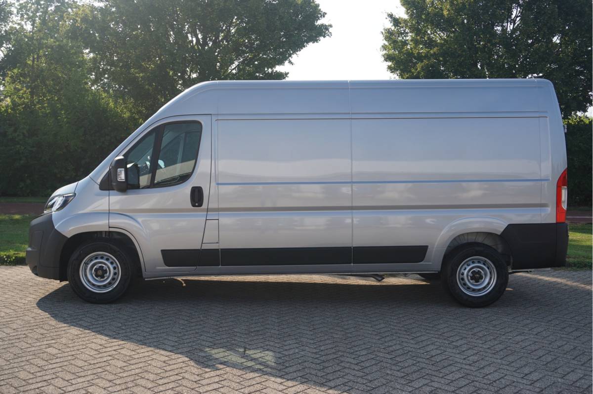Peugeot Boxer Peugeot Boxer 35+ Heavy 2.2HDI 180PK EAT8 Automaat L3H2 BPM VRIJ!! 10″ Navi, Clima, Cam, 270º Deur!! NR. A287*