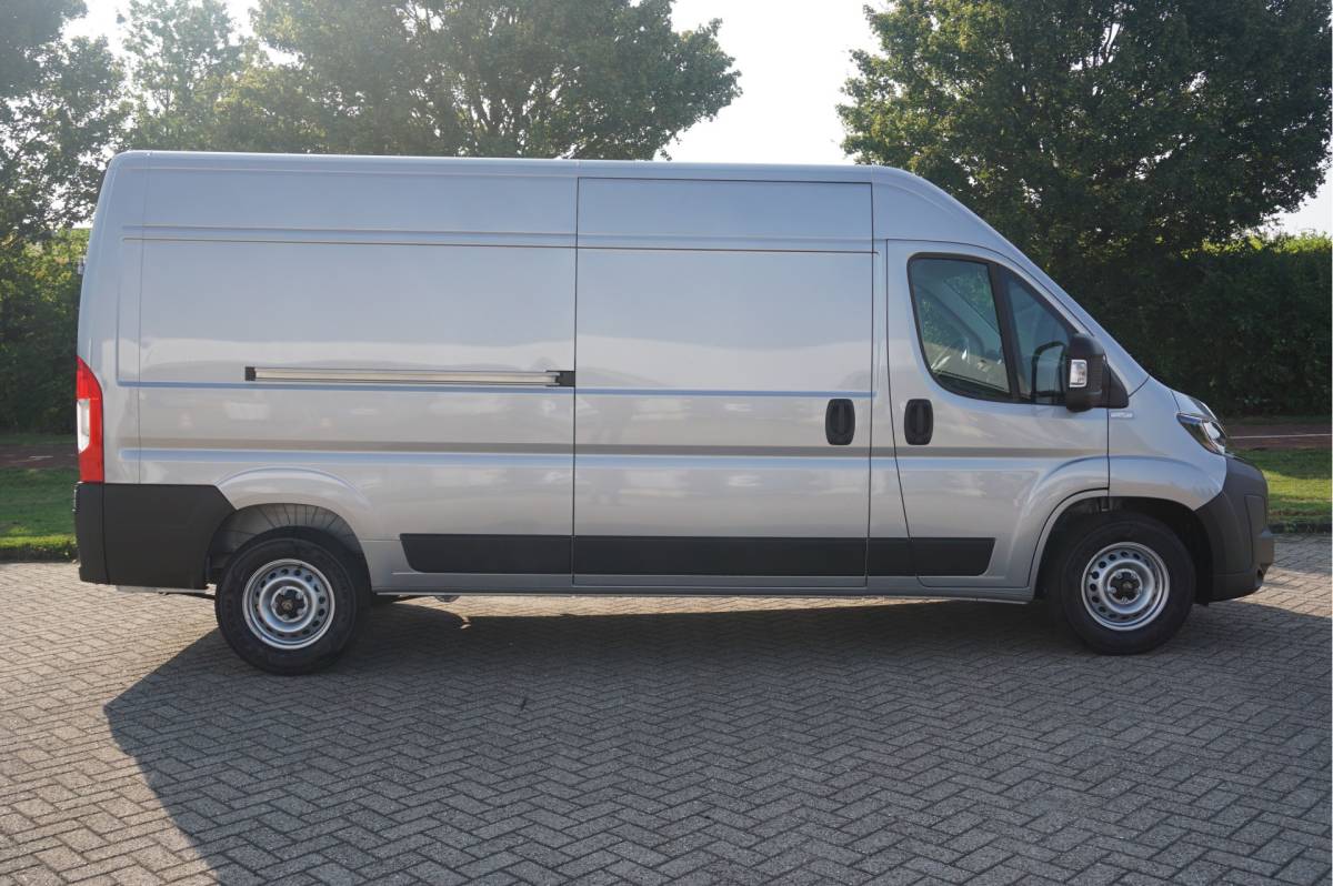 Peugeot Boxer Peugeot Boxer 35+ Heavy 2.2HDI 180PK EAT8 Automaat L3H2 BPM VRIJ!! 10″ Navi, Clima, Cam, 270º Deur!! NR. A682*