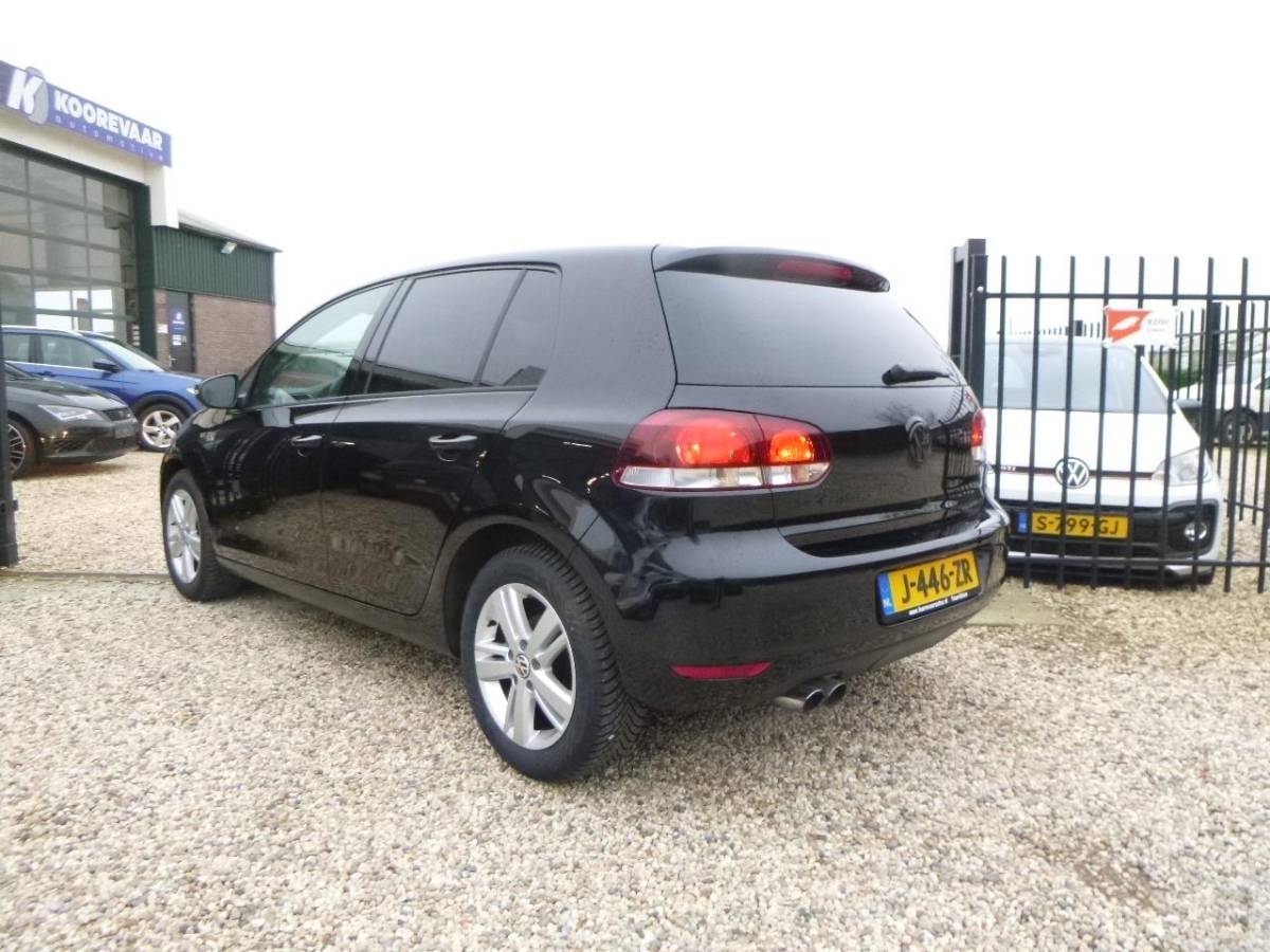 Volkswagen Golf Volkswagen Golf 1.2 TSI Highline MATCH LEDER TREKHAAK