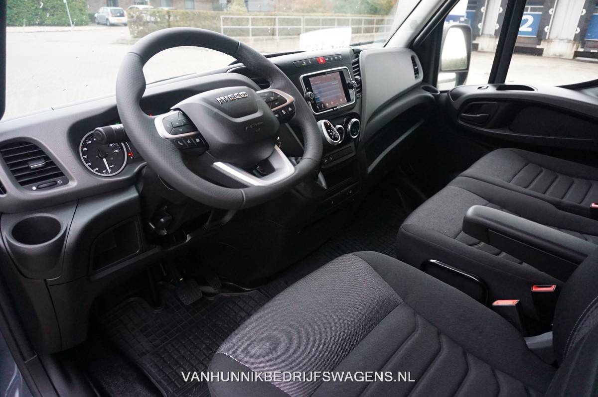 Iveco Daily Iveco Daily 35S18 3.0 L4H2 Hi-Matic BPM VRIJ!! Climate, Adap. Cruise, Navi, Camera, LM Velg!! NR. 378