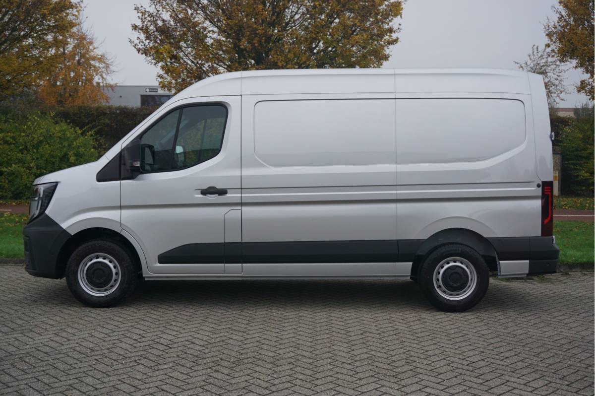 Renault Master Renault Master T35 170PK Extra L2H2 BPM VRIJ!! 10″ R-Link scherm, Camera, Trekhaak!! NR. E053*